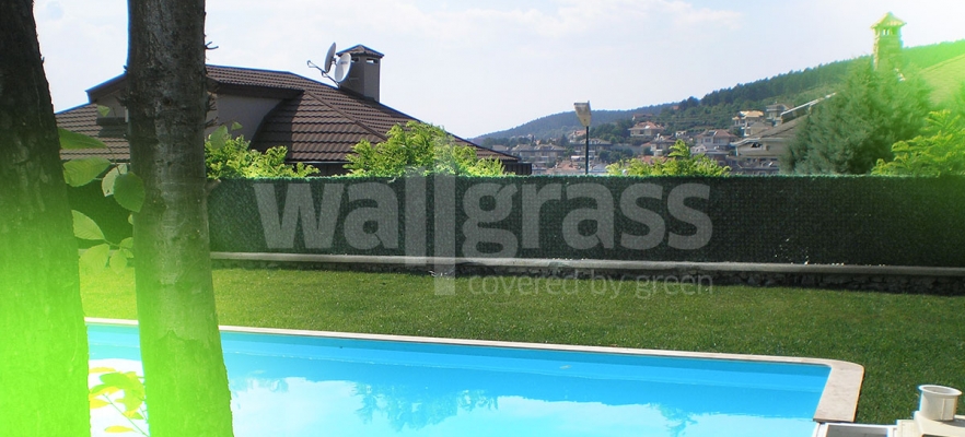 Why Should You Buy a Grass Privacy Fence?